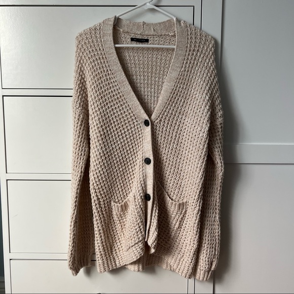 American Eagle Outfitters Sweaters - American Eagle cardigan